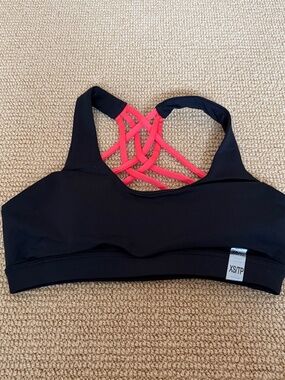 Women's Forever 21 Athletic Sports Bra, Size XS NWT
